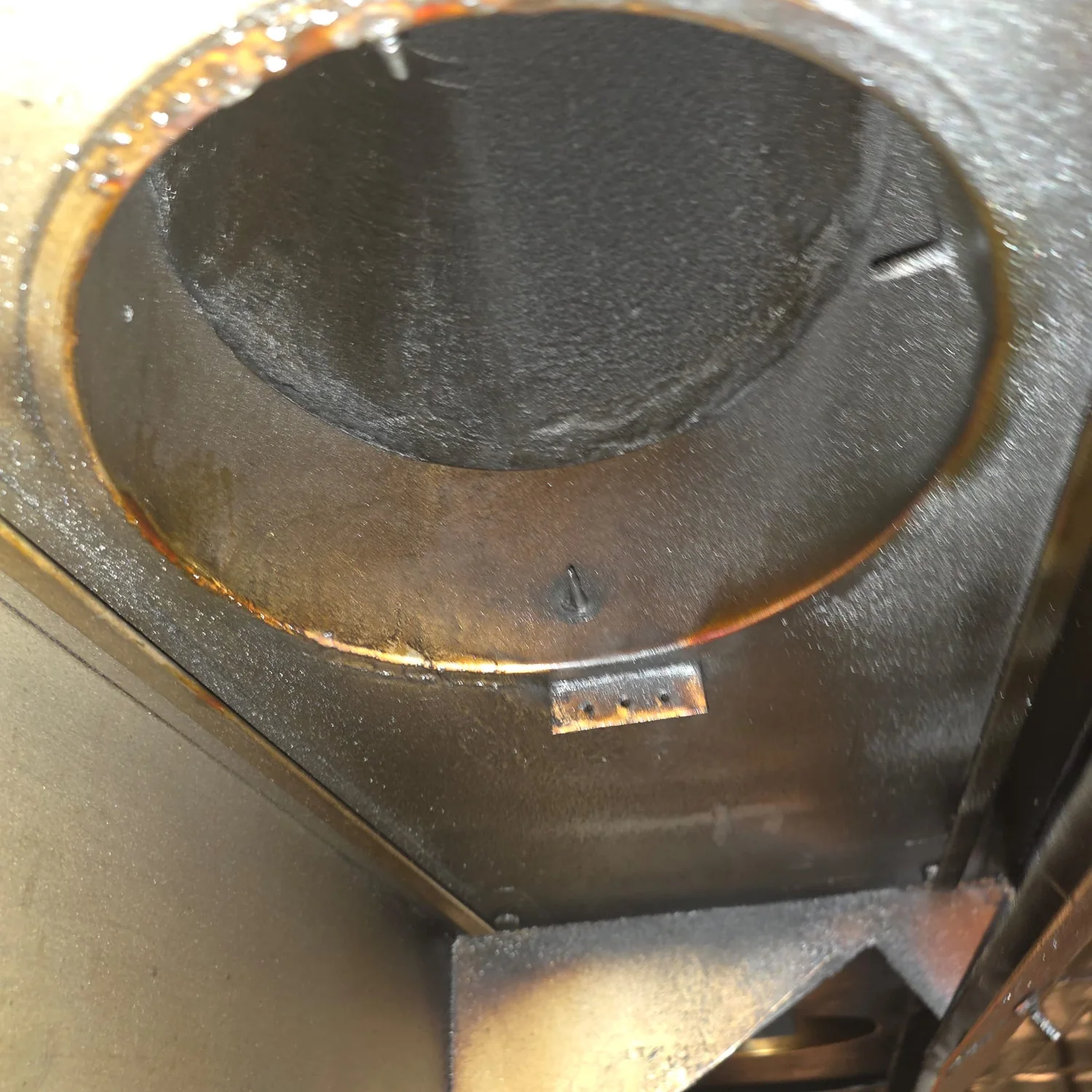 Round riser before cleaning
